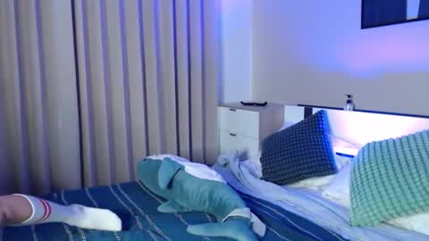 Lily Peach  -   online show from 06/05/26, 11:54
