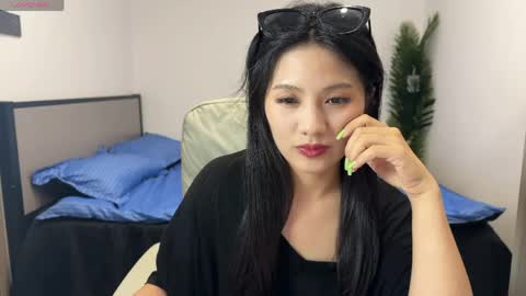 Snapshot of onlylookatu chatting on 04/14/26, 04:35 ku ku online show from 04/14/26, 04:35