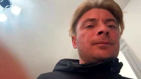 Snapshot of onlyloveyoutwice2016 chatting on 09/25/25, 02:32 onlyloveyoutwice2016 online show from 09/25/25, 02:32