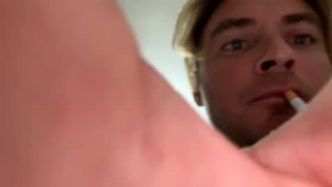 Snapshot of onlyloveyoutwice2016 chatting on 10/21/25, 05:02 onlyloveyoutwice2016 online show from 10/21/25, 05:02