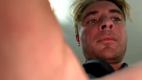 Snapshot of onlyloveyoutwice2016 chatting on 10/31/25, 06:20 onlyloveyoutwice2016 online show from 10/31/25, 06:20