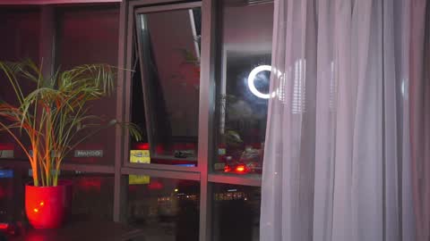 Nicolle online show from 01/05/25, 06:13