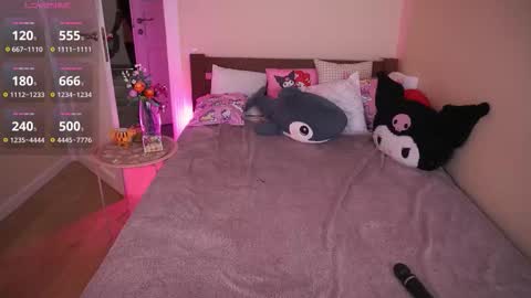 Snapshot of onlypenny chatting on 11/26/25, 10:11 Peny online show from 11/26/25, 10:11