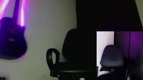 Raven online show from 02/21/25, 02:17