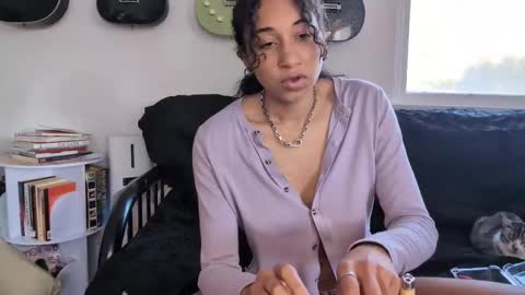 Snapshot of onlystrings chatting on 02/12/25, 12:05 Duo online show from 02/12/25, 12:05