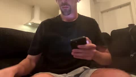 Snapshot of onthecumup69 chatting on 09/24/25, 09:34 onthecumup69 online show from 09/24/25, 09:34