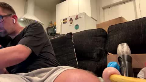 Snapshot of onthecumup69 chatting on 10/21/25, 11:00 onthecumup69 online show from 10/21/25, 11:00