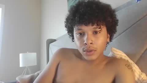 ooga116934 online show from 10/22/25, 04:18