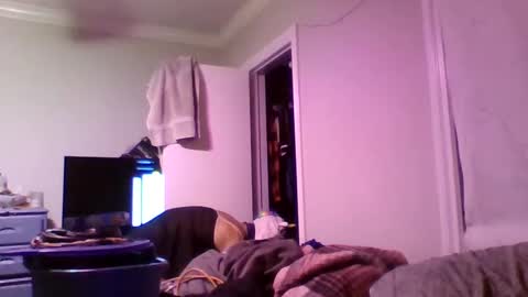 Snapshot of oohhdylandmt chatting on 01/20/25, 09:35 Dmtbabe69 online show from 01/20/25, 09:35