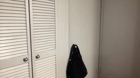 Snapshot of oohhellothere chatting on 11/16/25, 08:42 Miss Girly online show from 11/16/25, 08:42