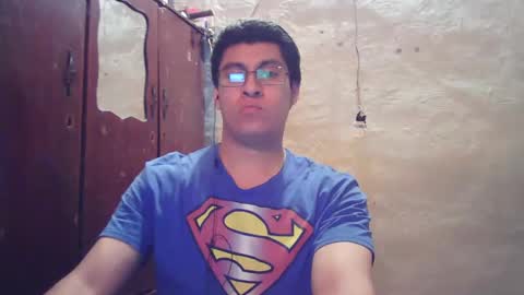 Snapshot of oomaurooo chatting on 12/13/24, 01:15 oomaurooo online show from 12/13/24, 01:15