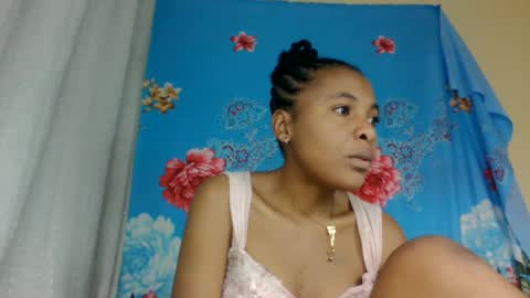 ooooranorosoa online show from 06/29/26, 10:15