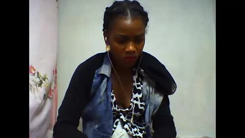 Snapshot of oooorazanasoa chatting on 05/31/26, 06:09 oooorazanasoa online show from 05/31/26, 06:09