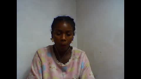 Snapshot of oooorazanasoa chatting on 06/01/26, 08:54 oooorazanasoa online show from 06/01/26, 08:54