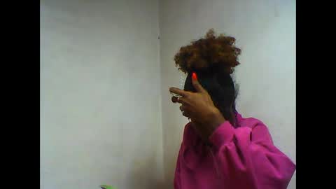 Snapshot of oooorazanasoa chatting on 06/04/26, 04:51 oooorazanasoa online show from 06/04/26, 04:51