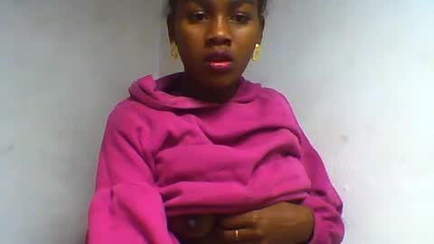 oooorazanasoa online show from 06/13/26, 11:24