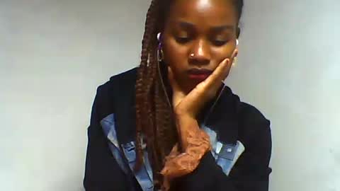 oooorazanasoa online show from 06/25/26, 07:07