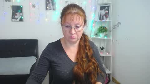 Vanessa online show from 09/15/25, 04:56