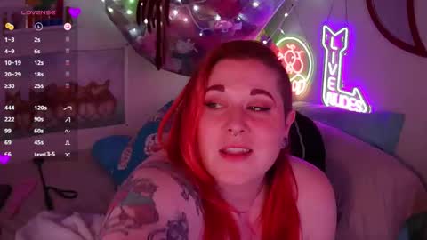 Snapshot of opalreigning chatting on 09/30/25, 09:25 Opal online show from 09/30/25, 09:25