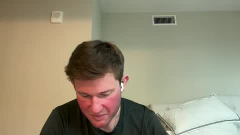 Snapshot of opencuriousguy321 chatting on 04/30/26, 11:09 Horny and Bicurious online show from 04/30/26, 11:09