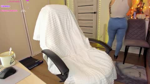 Snapshot of ophelia_mm chatting on 12/03/25, 09:07 Ophelia online show from 12/03/25, 09:07