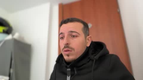 or online show from 12/15/25, 08:40