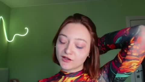 Snapshot of orange___melani chatting on 11/01/25, 10:28 Melani online show from 11/01/25, 10:28