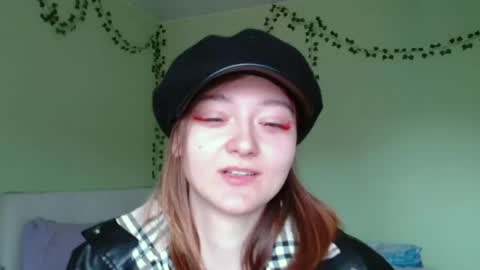 Snapshot of orange___melani chatting on 04/14/26, 11:16 Melani online show from 04/14/26, 11:16