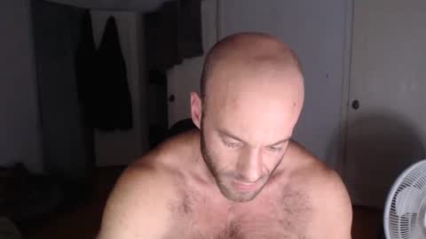 Snapshot of oregon87 chatting on 01/03/25, 01:25 The Oregon Lumberjack online show from 01/03/25, 01:25