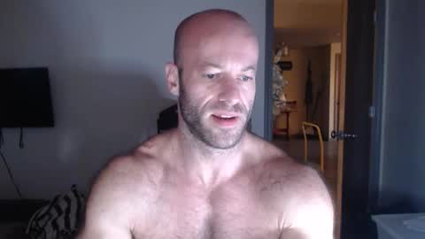Snapshot of oregon87 chatting on 02/12/26, 03:40 The Oregon Lumberjack online show from 02/12/26, 03:40