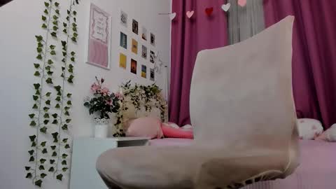 Snapshot of orfeya_one chatting on 02/25/26, 04:49 Orfeya online show from 02/25/26, 04:49