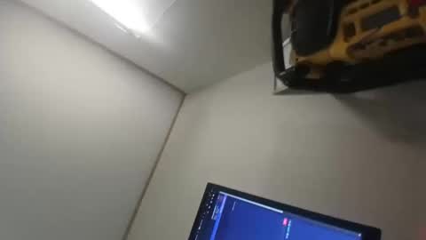 orgasmgiver9090 online show from 10/12/25, 08:19