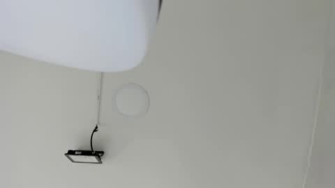 Miss Guzman  online show from 10/16/25, 10:55