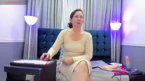 Oriana  online show from 06/26/26, 12:37
