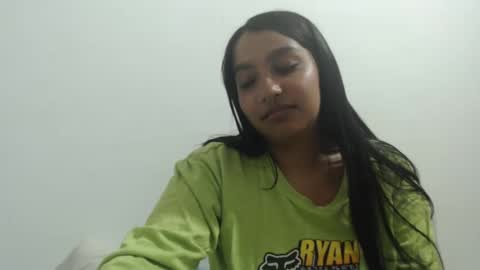 Snapshot of oriana_ston chatting on 12/05/24, 05:37 oriana_ston online show from 12/05/24, 05:37