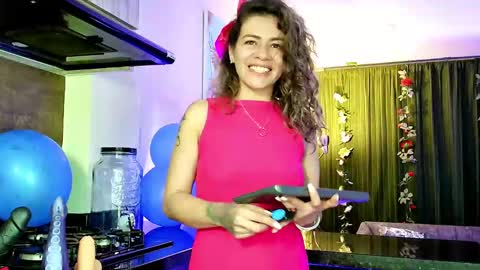 Snapshot of oriana_thomson2 chatting on 02/23/25, 03:13 Oriana online show from 02/23/25, 03:13