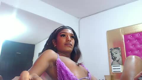 Oriana online show from 01/04/25, 02:56
