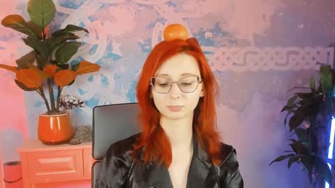 Snapshot of orianna_blade chatting on 01/22/25, 04:02 Orianna -  Hi Im into geek culture cosplay crafting LARP games. Shall we play DnD online show from 01/22/25, 04:02
