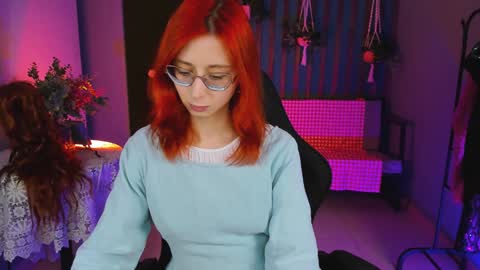 Snapshot of orianna_blade chatting on 02/01/25, 02:24 Orianna -  Hi Im into geek culture cosplay crafting LARP games. Shall we play DnD online show from 02/01/25, 02:24