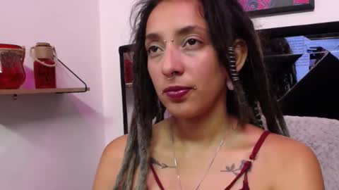 Snapshot of orianna_bodmod chatting on 01/17/25, 11:18 ORIANNA online show from 01/17/25, 11:18