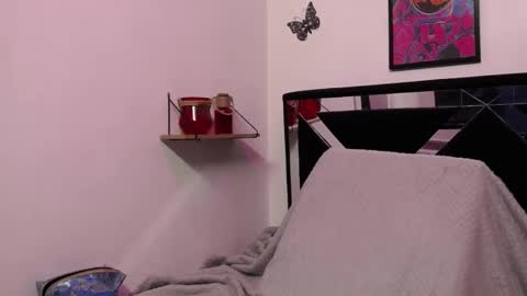 Snapshot of orianna_bodmod chatting on 01/28/25, 03:25 ORIANNA online show from 01/28/25, 03:25