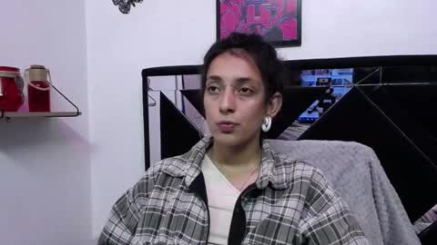 Snapshot of orianna_bodmod chatting on 01/31/25, 04:25 ORIANNA online show from 01/31/25, 04:25