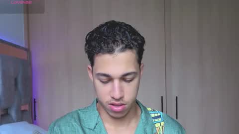 Orionblaze 69  online show from 11/19/25, 08:42