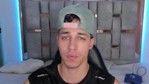 Orionblaze 69  online show from 05/20/26, 02:07