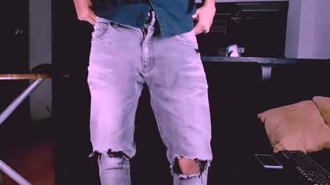 orionvail24 online show from 10/22/25, 07:24