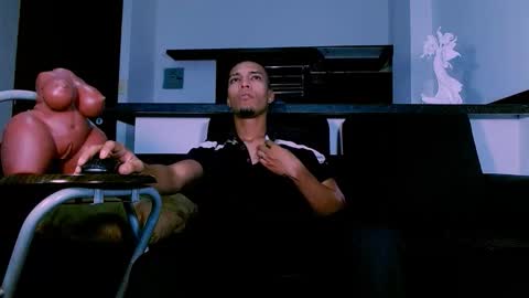 orionvail24 online show from 10/28/25, 07:16