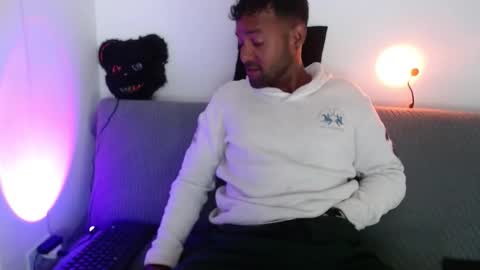 orlando_horny online show from 10/23/25, 01:49