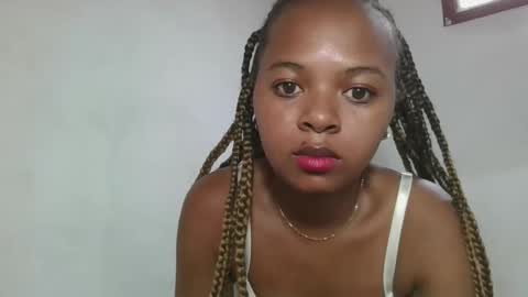 ornellahhh online show from 09/26/25, 07:45