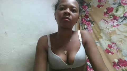 ornellahhh online show from 10/01/25, 04:29