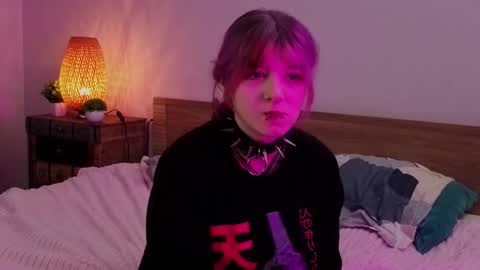 Ashley online show from 09/18/25, 05:59